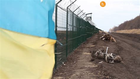 Fence Along Ukraine Russia Border Will Cost Half The Amount Youtube