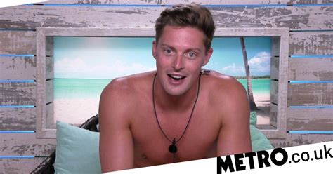 Love Island S Top Security As Five Intruders A Day Try