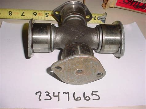 purchase  ton universal joint spicer         nos military sur
