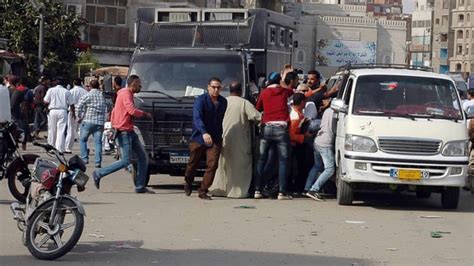 egyptian police arrest scores of anti sisi protesters news al jazeera
