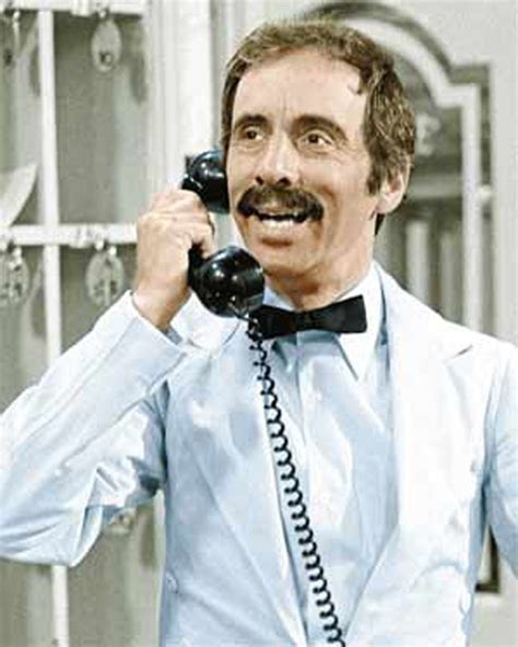 john cleese leads tributes   late andrew sachs    fawlty towers manuel