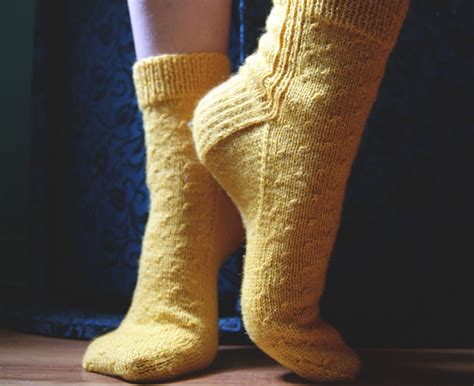 Canola Socks Free Knitting Pattern Sock Knitting