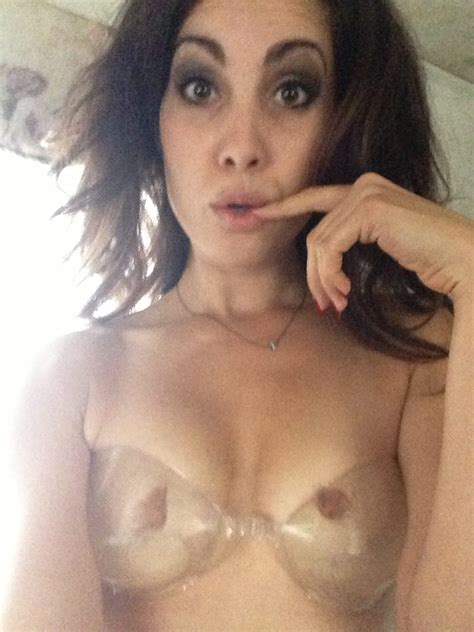 carly pope nue dans icloud leak scandal