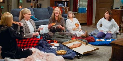 mom cbs teases first season without anna faris tv fanatic