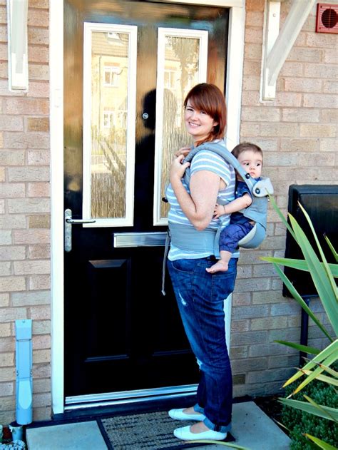 ergobaby  carrier review hayley  home