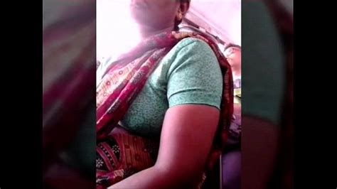 marathi aunty boobs pressed with blouse xnxx