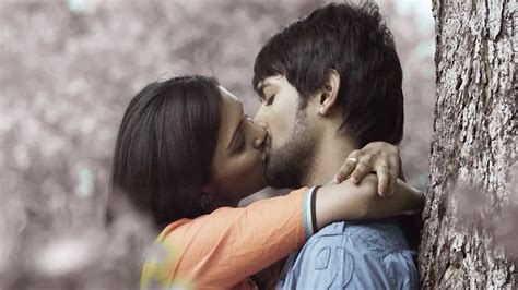 varun sandesh sanchita padukone breathtaking kiss scene tfc  scenes youtube