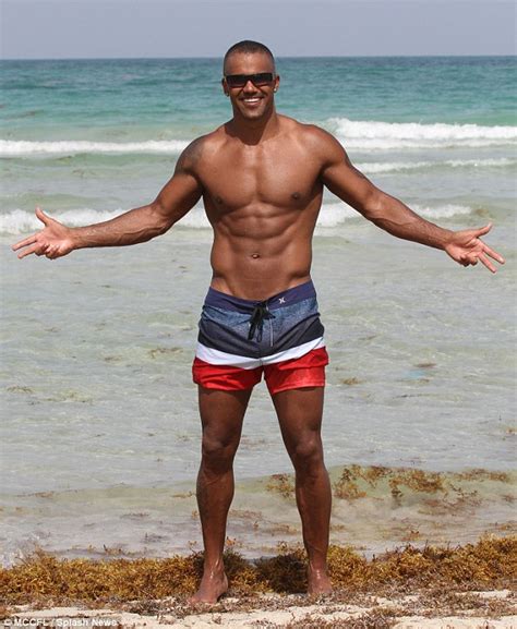 Shemar Moore Shows Off His Ripped Physique In Tri Color Trunks On Miami