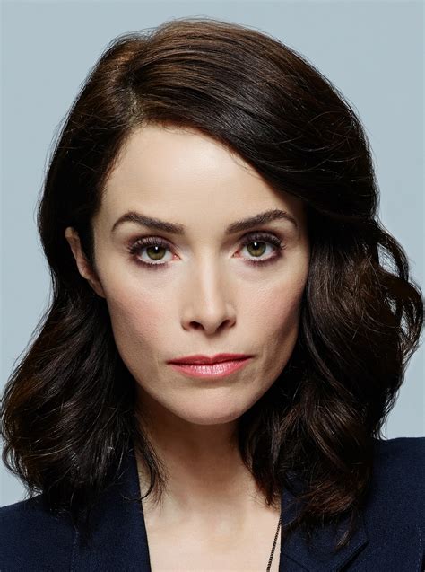 Exclusive Interview With Abigail Spencer Of Nbc S Timeless