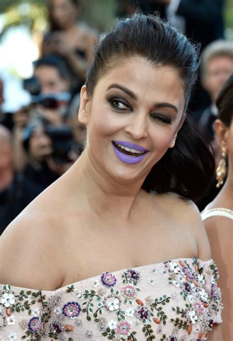 Aishwarya Rai Sported A Purple Pout At Cannes And Descended Like A Badass