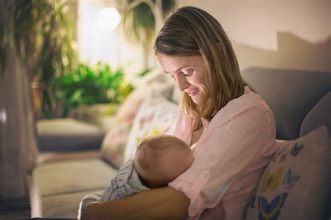 breastfeeding moms  supply baby   vitamin  grassrootshealth