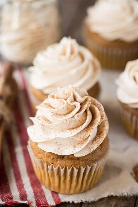 spiced buttercream frosting