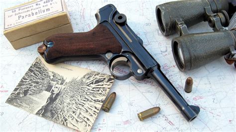 fond decran pistolet premiere guerre mondiale luger p revolver