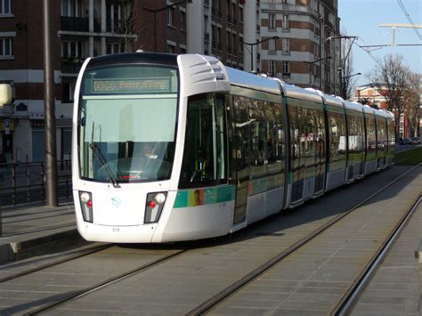giordani  lorenzoni chiedono  milioni al governo   nuovo tram