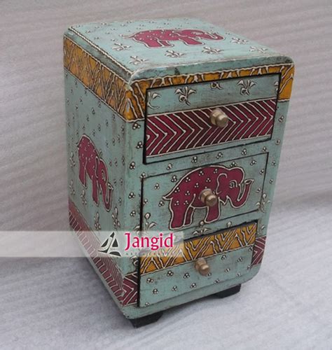 traditional home decor wholesale