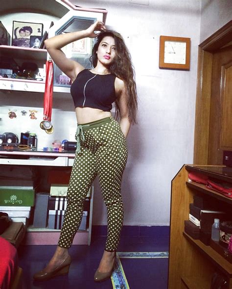 Paki Bengali Indian Fit Desi Slut In Tight Clothing 14 77