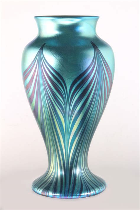 An Orient And Flume Art Glass Vase Dated 1978