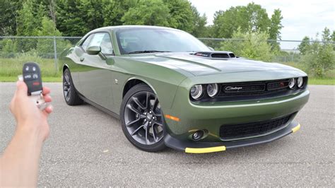 dodge challenger shaker  rt scat pack start  exhaust test drive  review youtube