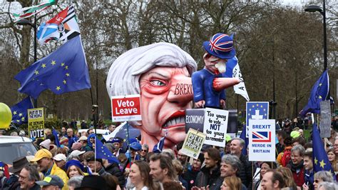 protesters march  london demanding  brexit referendum