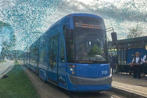 tram  rijdt na twee jaar wachten uit brussel regio hln