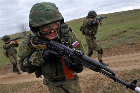 Crimea Crisis Russia Deploys 55 000 Strong Army Near