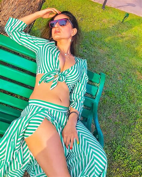 these bewitching pictures of ameesha patel will surely take your breath
