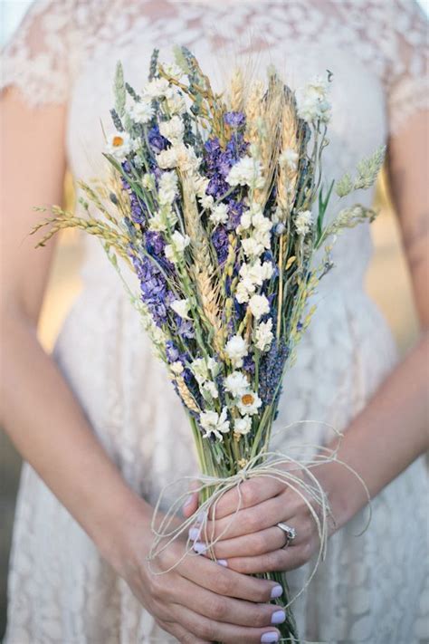 loveliest lavender wedding ideas   love deer pearl flowers
