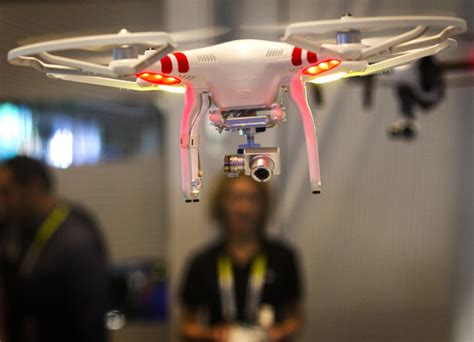 faa   thousands  businesses  fly drones las vegas review journal