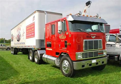 images  international cabover trucks  pinterest canada