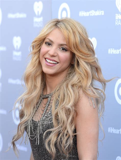 2014 36 Ridiculously Sexy Shakira Moments Popsugar