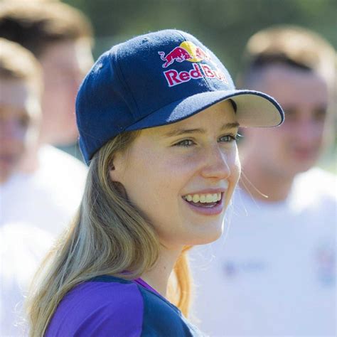 australian cricketer ellyse perry wiki age biography height and