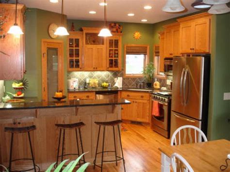 paint colors  kitchens  oak cabinets