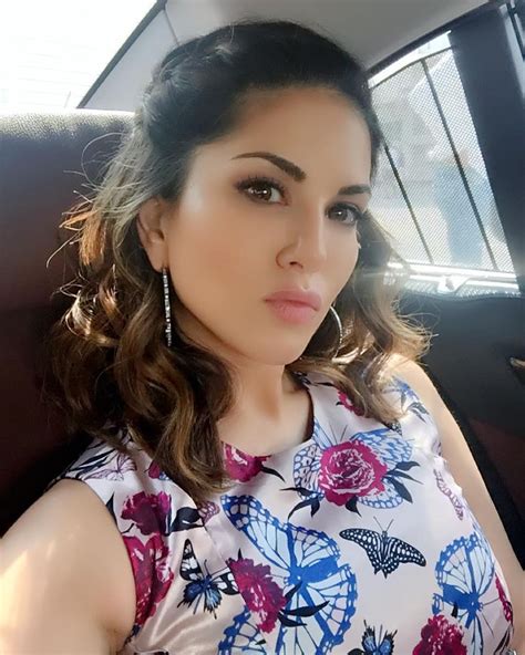 101 Best Images About Sunny Leone On Pinterest Sexy Magenta Dresses