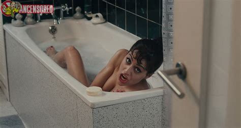 Naked Brittany Murphy In Love And Other Disasters