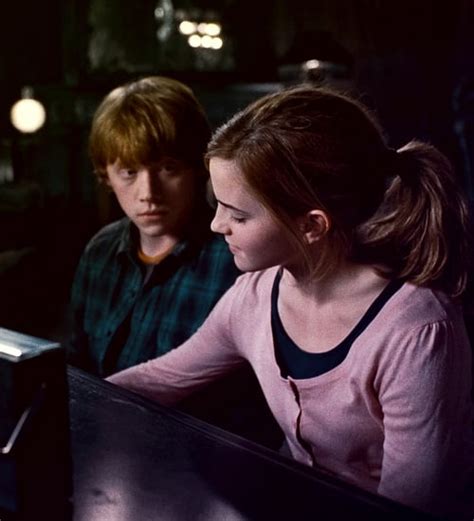 Ron And Hermione Harry Potter Couples Popsugar Love