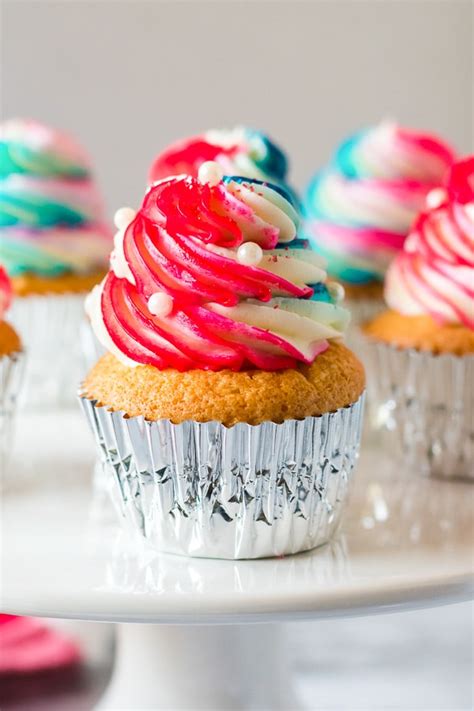 4th of july cupcakes a red white and blue dessert recipe