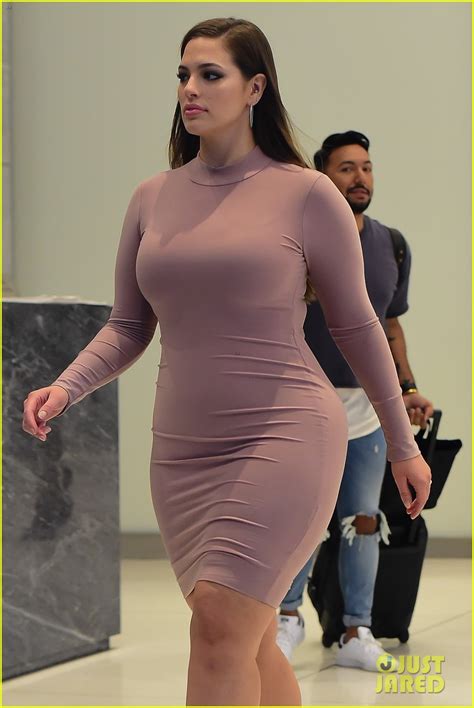 ashley graham used to think being pretty was about sex photo 3897450 ashley graham pictures