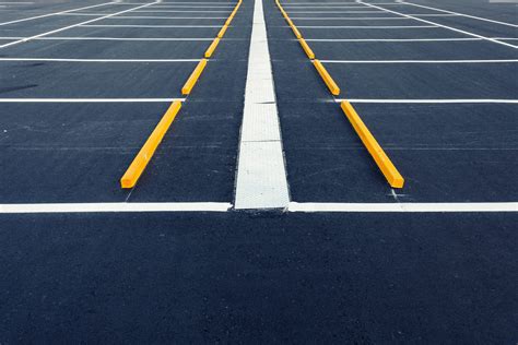 parking lot repair company recommends maintenance xsealer asphalt maintenance