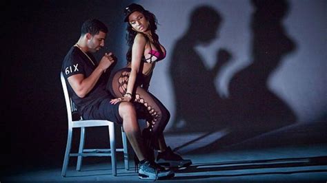 Nicki Minaj Gives Drake A Lap Dance He Ll Never Forget