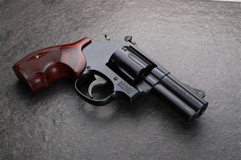 sw performance center model  carry comp  frame revolverthe