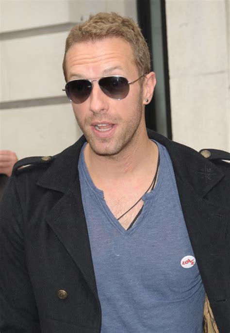 chris martin was with gwyneth paltrow when the jennifer lawrence nude photos leaked the