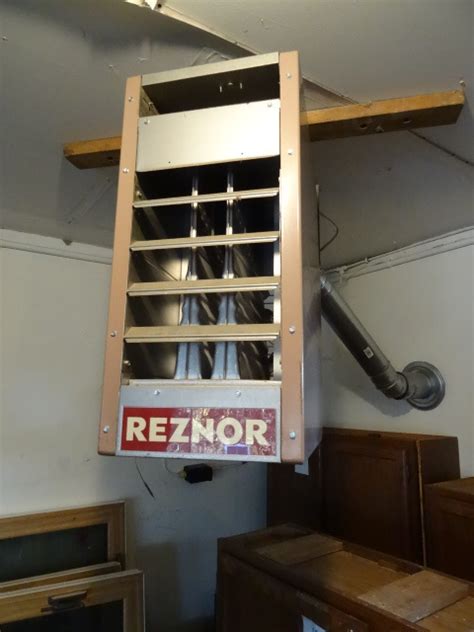 reznor ceiling mount garage heater natural gas model    auctions blaine estate moving