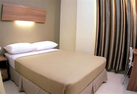 center suites cebu booking deals  reviews