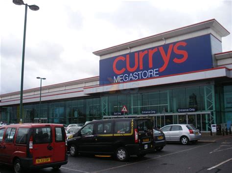 dsgi  launch   currys megastores retailers news hexusnet page