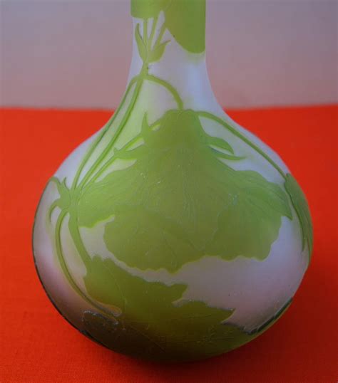 Emile Gallé Art Nouveau French Cameo Glass Convolvulus
