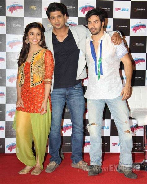 photos alia bhatt suffers oops moment thanks to varun dhawan the