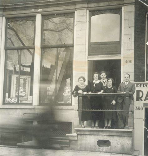 otto frank s personnel in front of the office at 400 singel from left to right miep gies isa