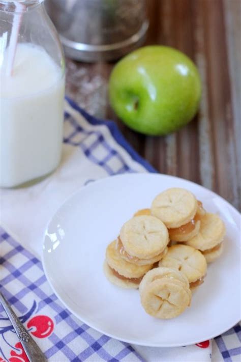 Baker Bettie’s Apple Pie Filling Recipe ~ Great For Her Mini Apple Pie