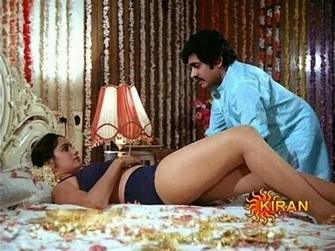 Kerala Mallu Aunty Hot In Bedroom Romance Gsv Pics