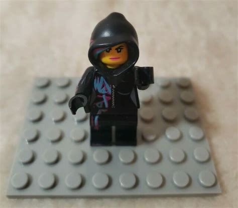 Lego Wyldstyle Mini Figure W Hood Ebay